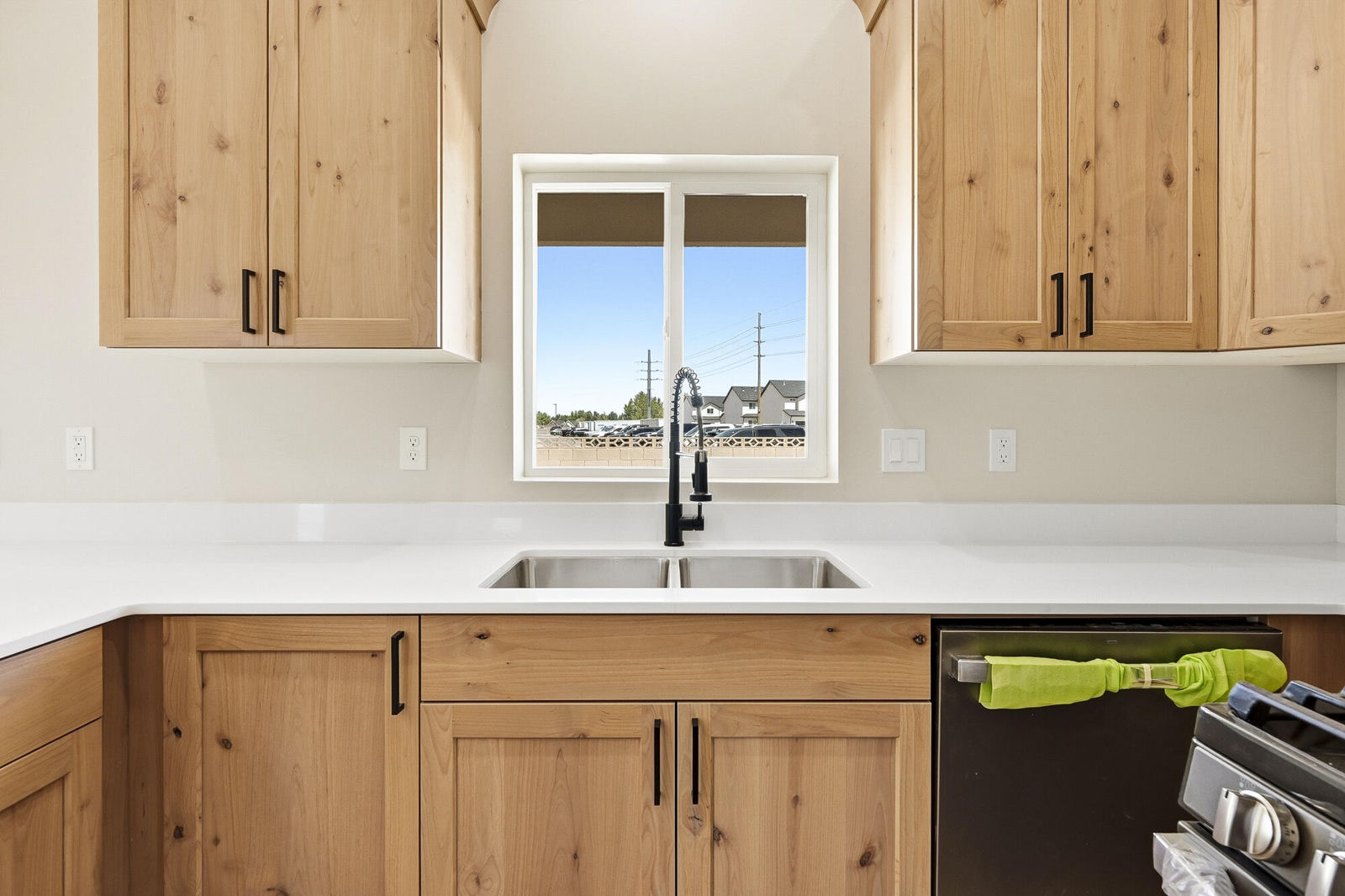 4310 W 300 North CIR N, Cedar City, photo 8 of 29