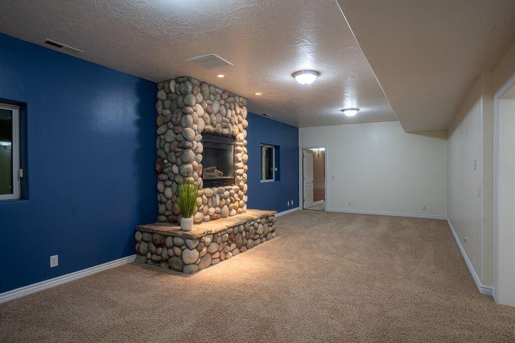 1021 W Churrea ST, Washington, photo 62 of 93