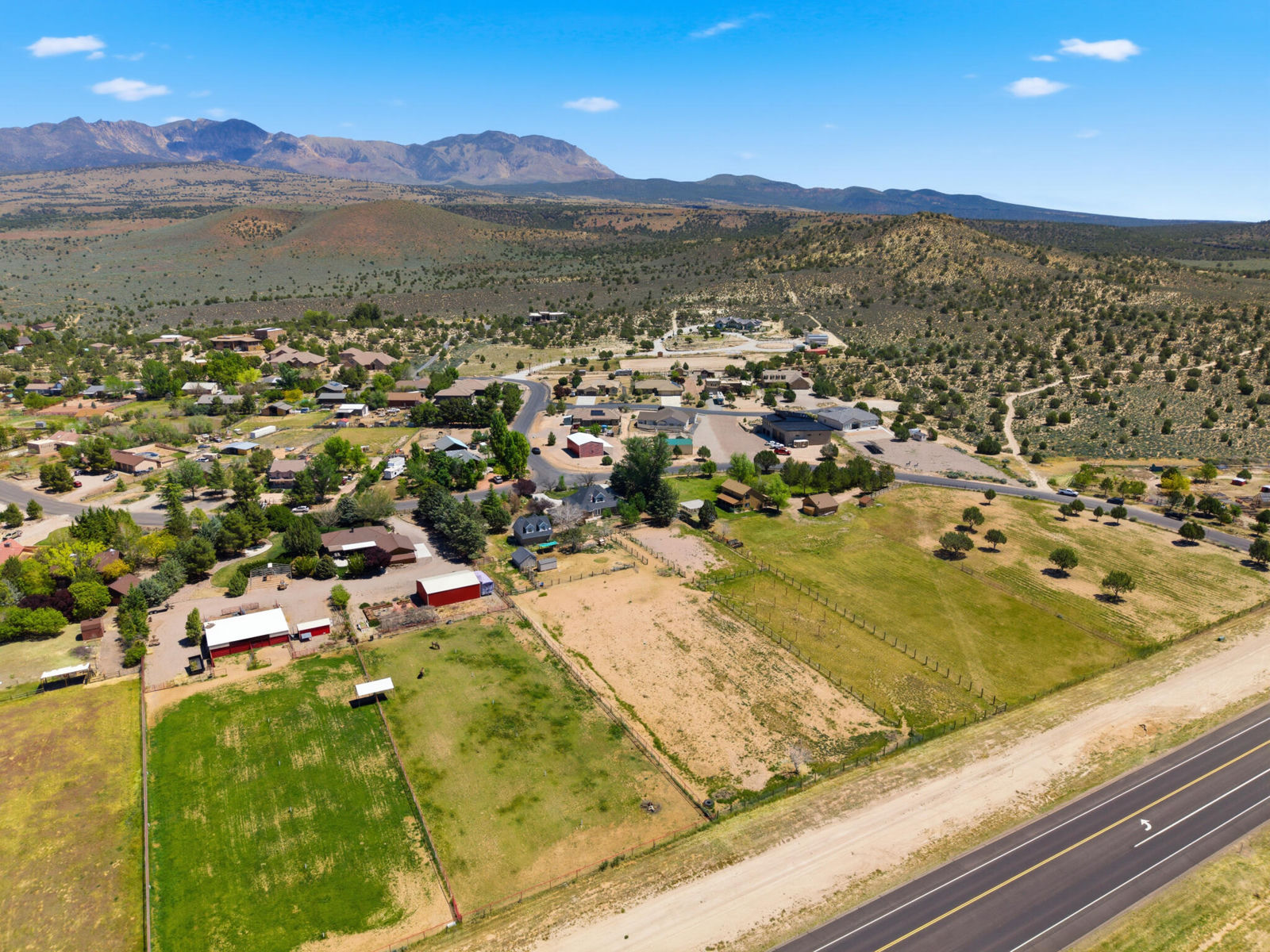 885 N Horsemans Park DR, Dammeron Valley, photo 48 of 74
