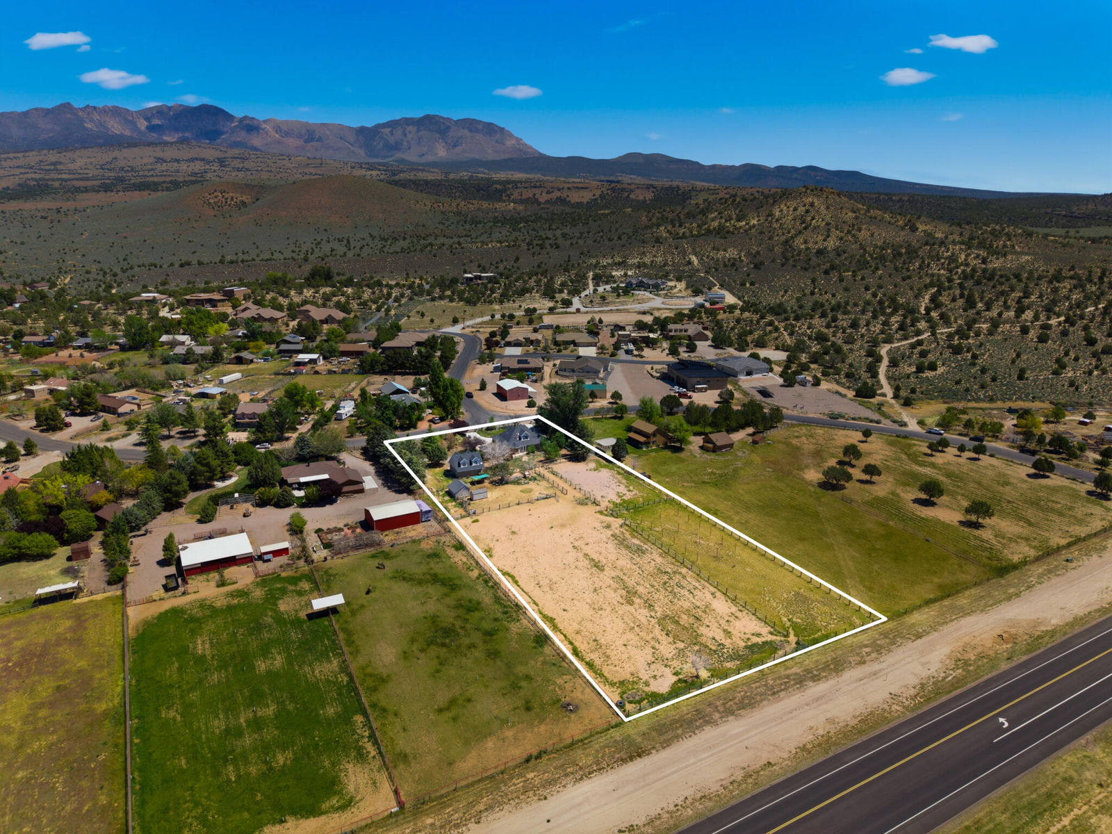885 N Horsemans Park DR, Dammeron Valley, photo 53 of 74