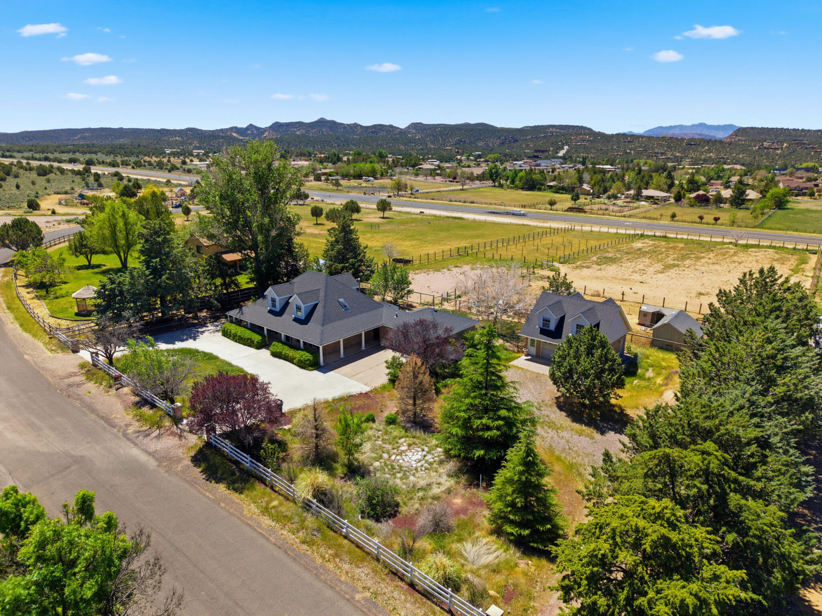 885 N Horsemans Park DR, Dammeron Valley, photo 56 of 74