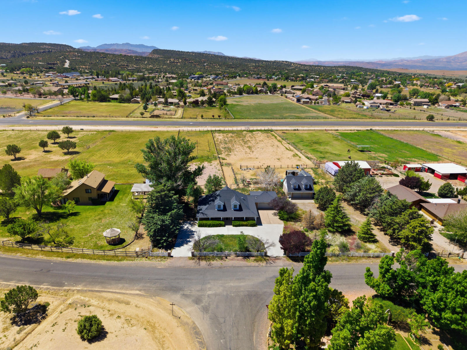 885 N Horsemans Park DR, Dammeron Valley, photo 67 of 74