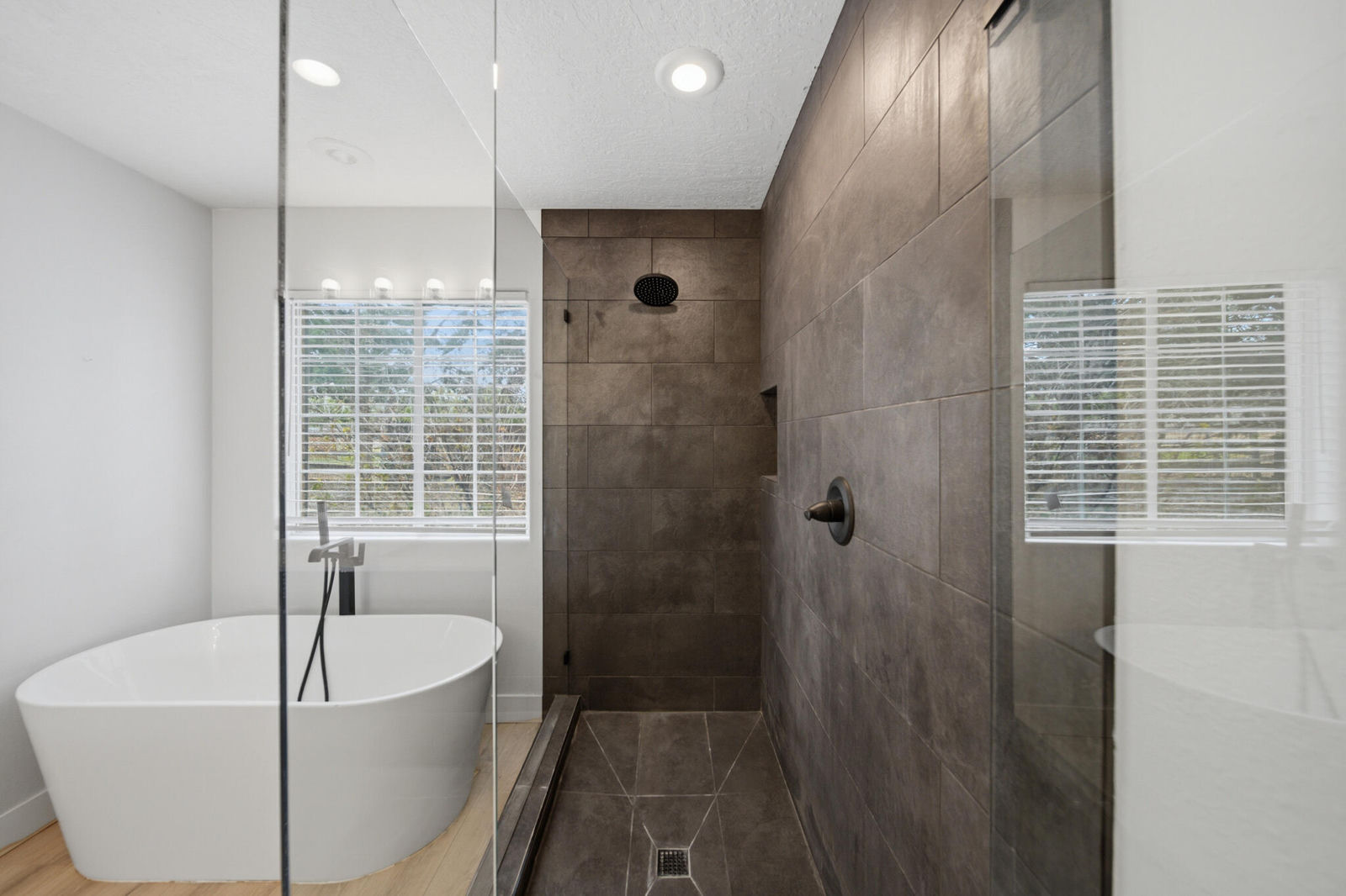 885 N Horsemans Park DR, Dammeron Valley, photo 26 of 74
