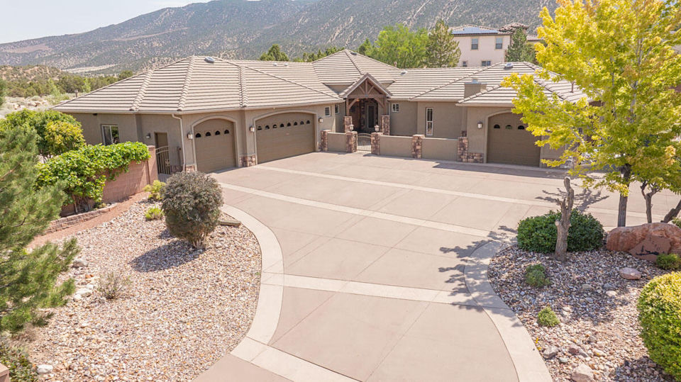 2240 N Maplewood LN, Cedar City