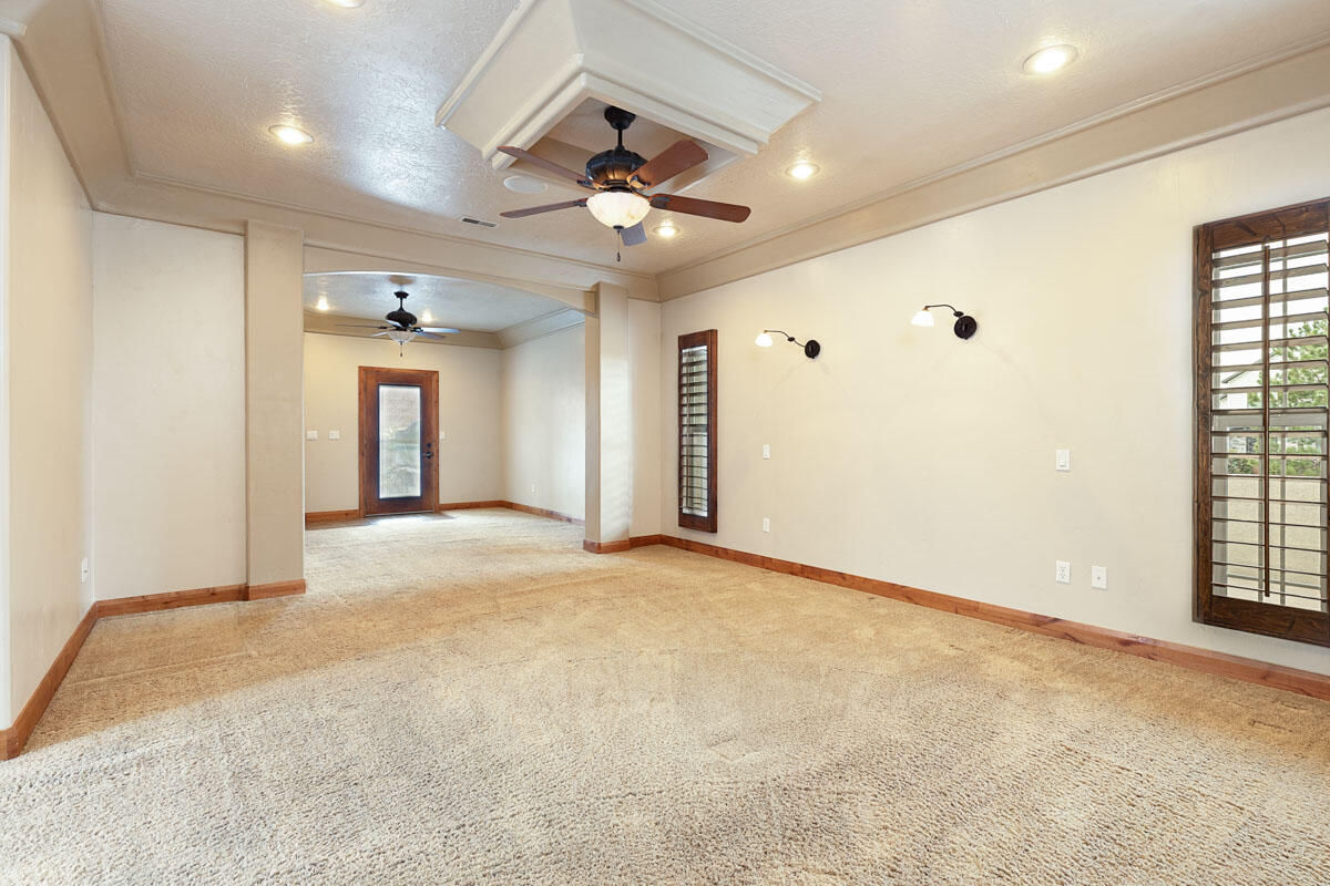 2240 N Maplewood LN, Cedar City, photo 16 of 52