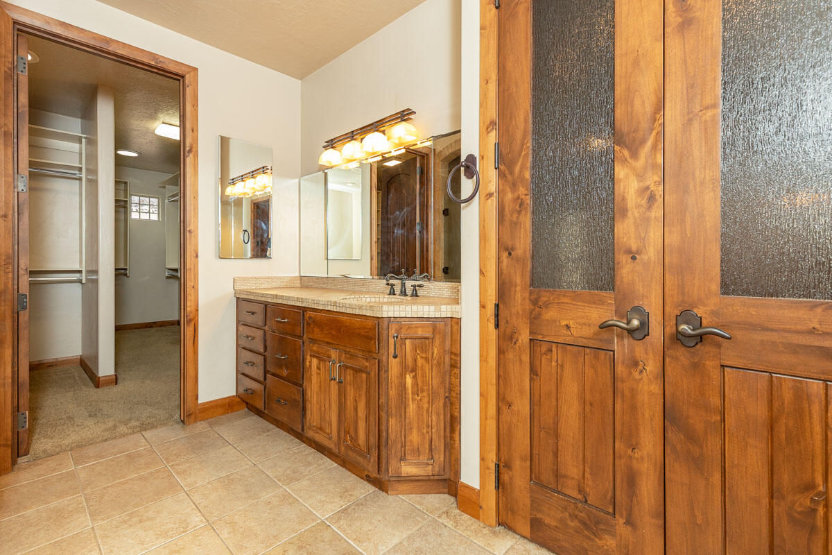 2240 N Maplewood LN, Cedar City, photo 22 of 52