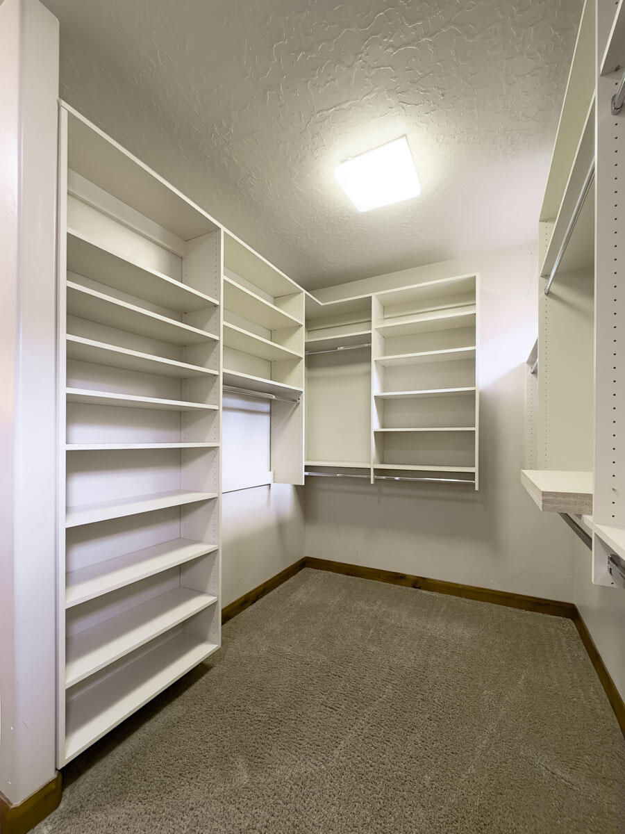 2240 N Maplewood LN, Cedar City, photo 26 of 52