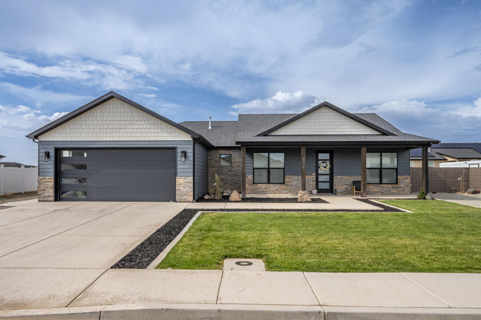 4328 W 250 North CIR N, Cedar City