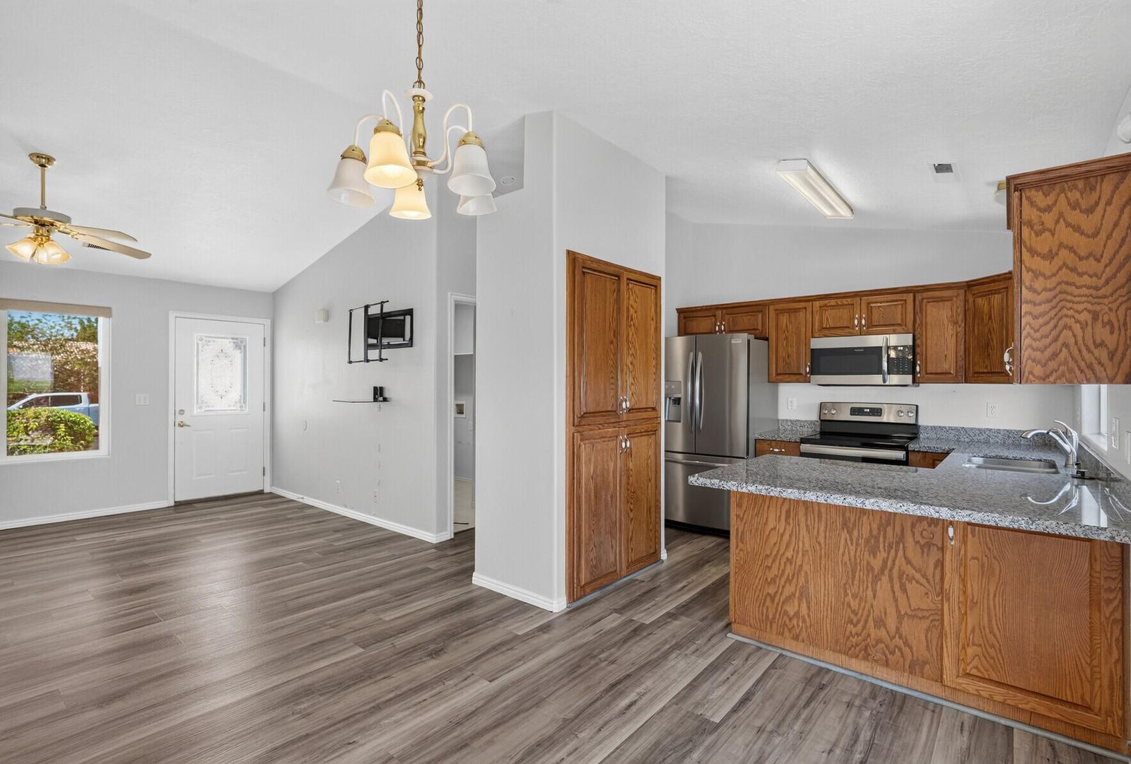 210 N Mall DR, 95, St George, photo 6 of 29