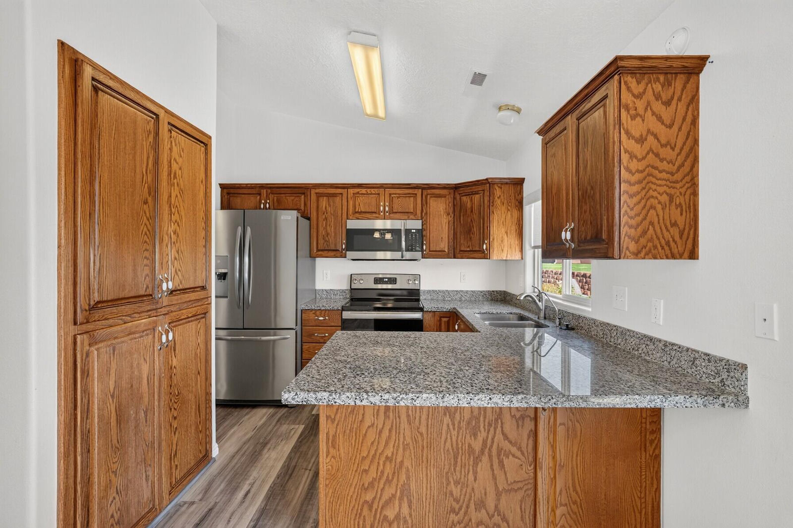 210 N Mall DR, 95, St George, photo 9 of 29