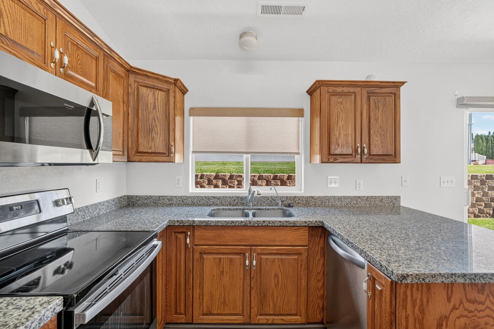210 N Mall DR, 95, St George, photo 10 of 29