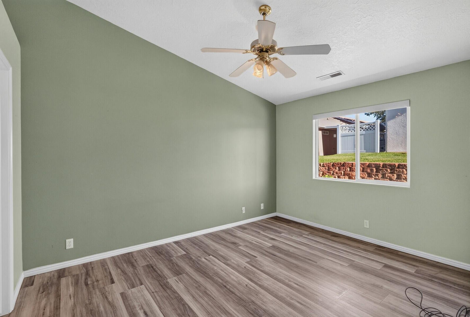 210 N Mall DR, 95, St George, photo 13 of 29