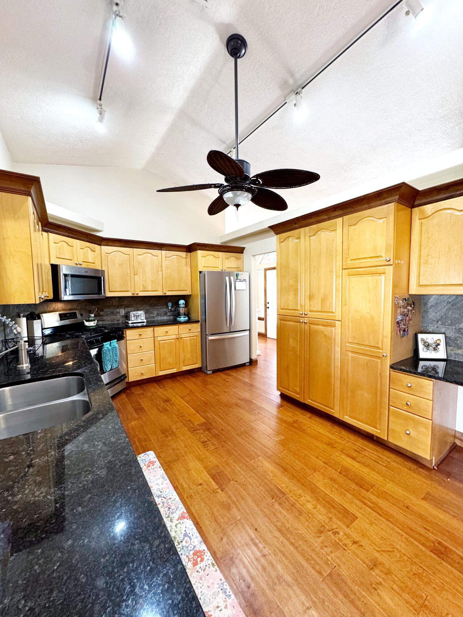1642 W 5745 N, St George, photo 18 of 65