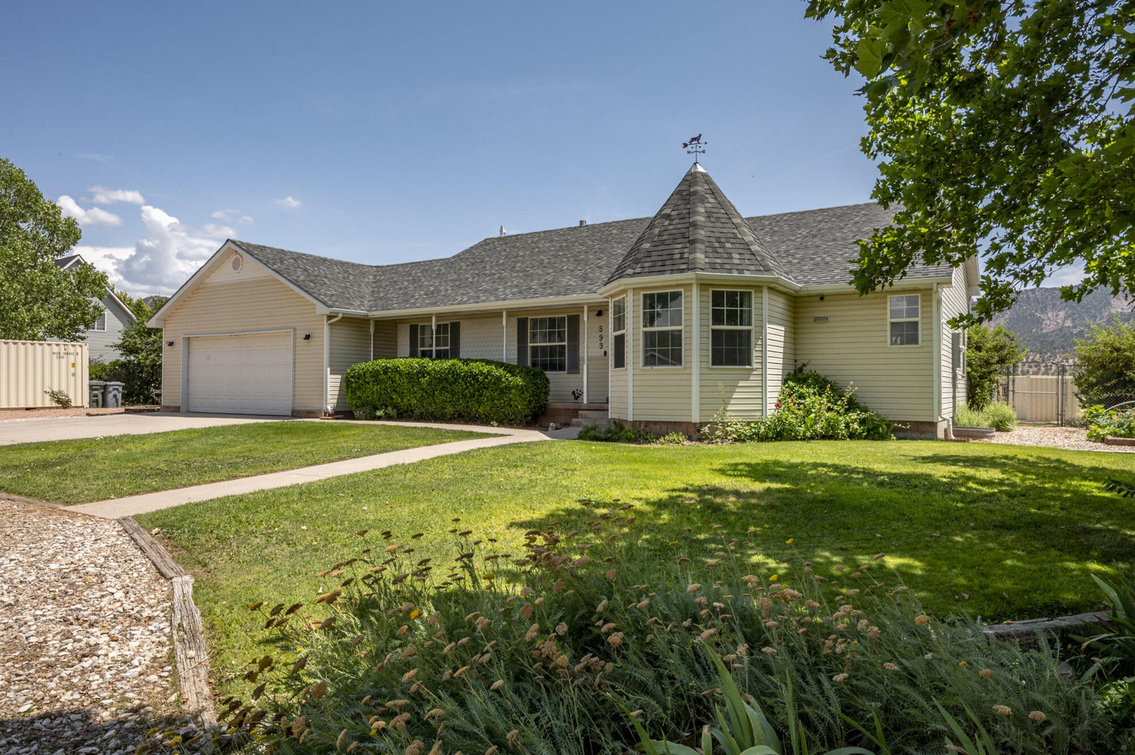 599 S 3430 E, New Harmony, photo 4 of 74