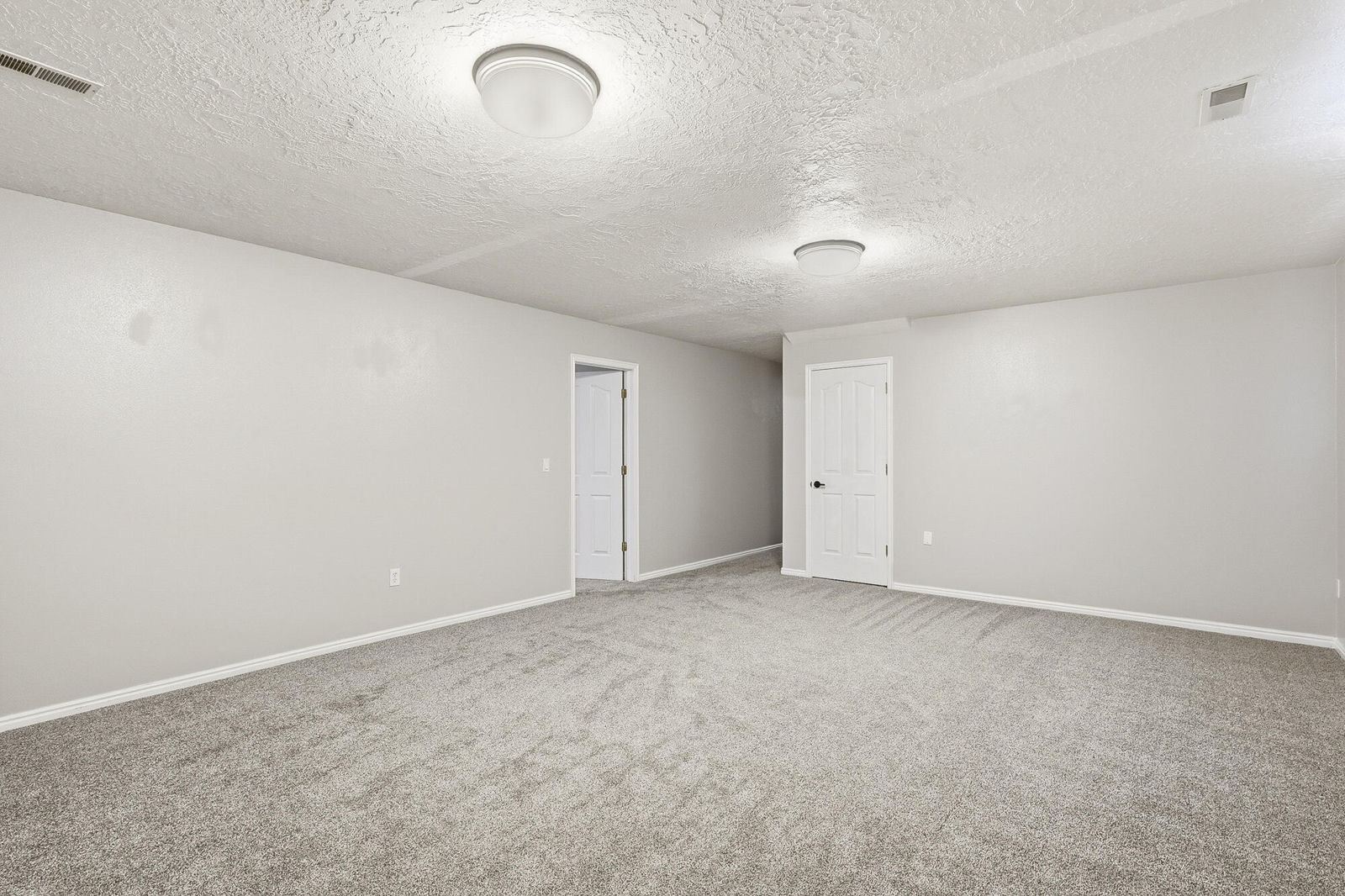 599 S 3430 E, New Harmony, photo 39 of 74