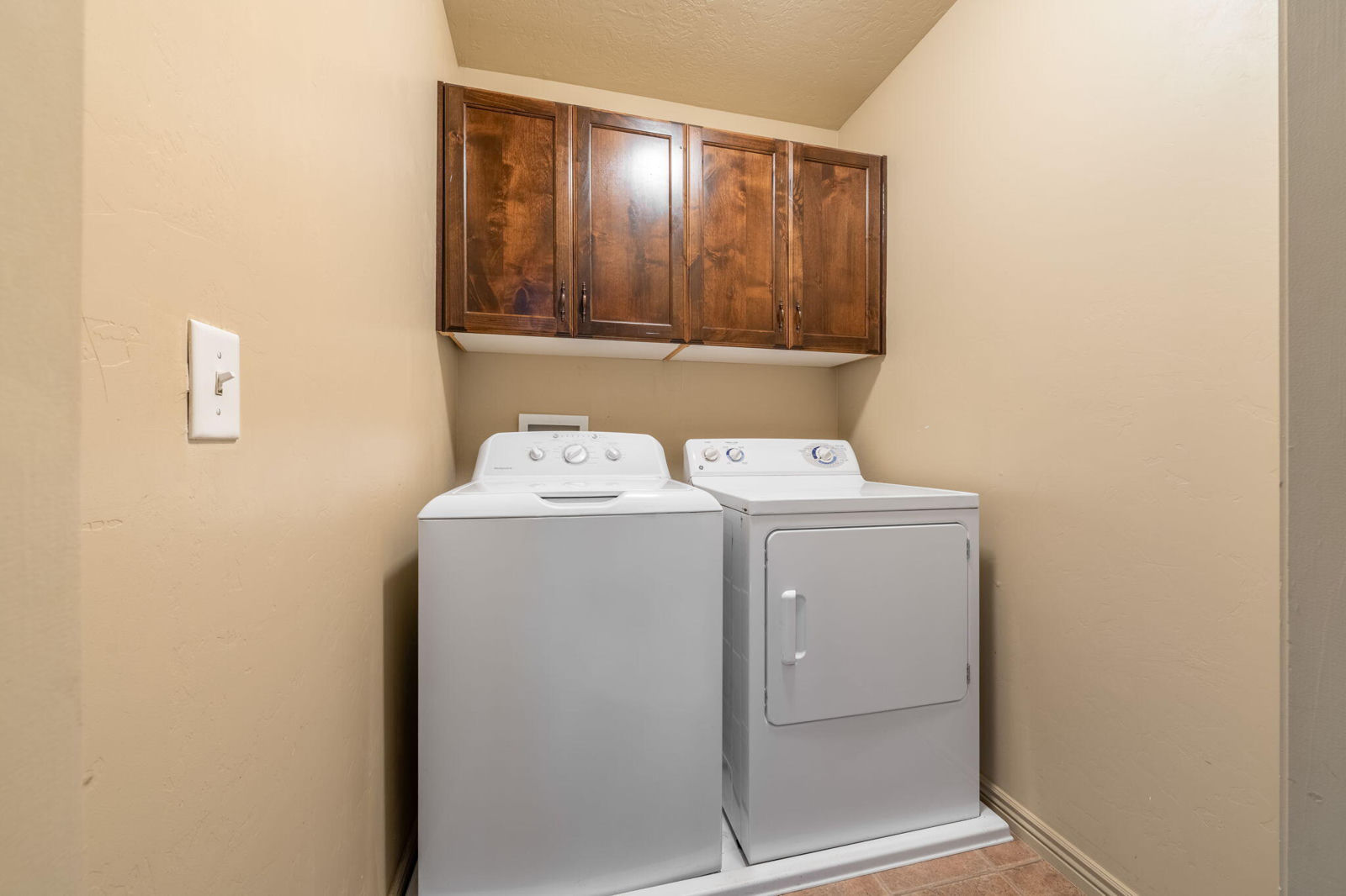 1000 E Bluff View DR, 94, Washington, photo 15 of 54
