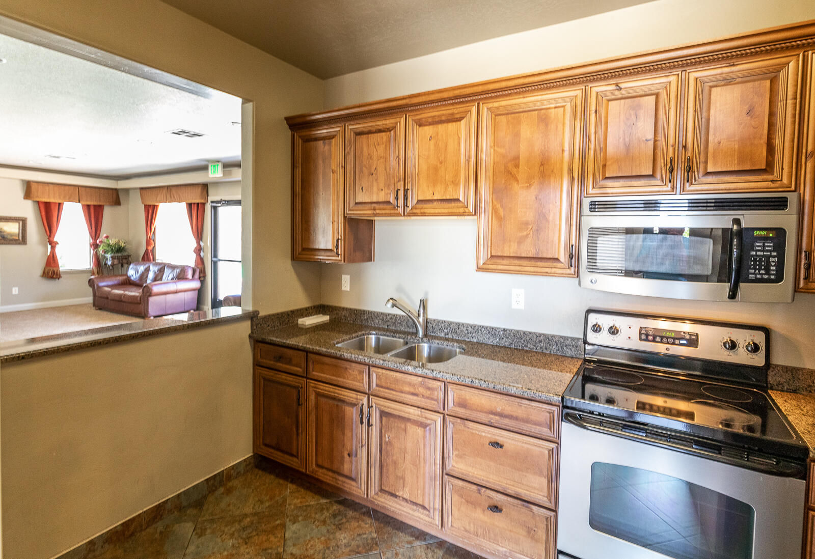 1000 E Bluff View DR, 94, Washington, photo 54 of 54