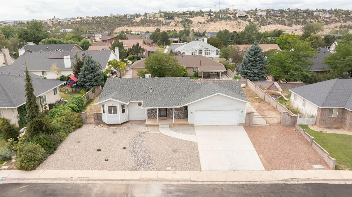 722 S 860 W, Cedar City, photo 4 of 33