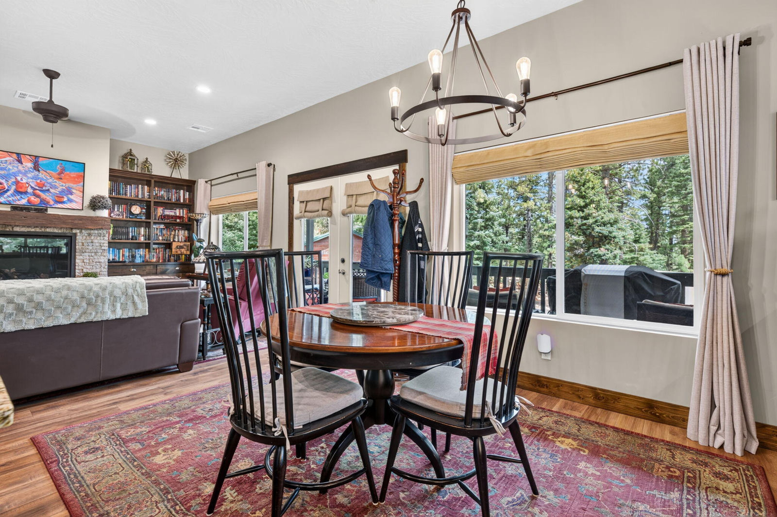 290 Porcupine DR, Duck Creek Village, photo 12 of 32