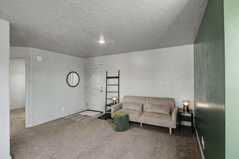 1167 E Telegraph ST, A101, Washington, photo 4 of 20