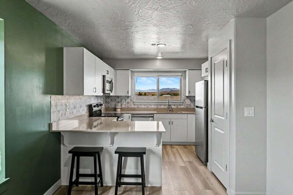 1167 E Telegraph ST, A101, Washington, photo 5 of 20