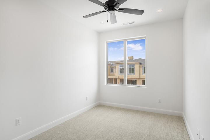 959 N Manen ST, Washington, photo 56 of 70