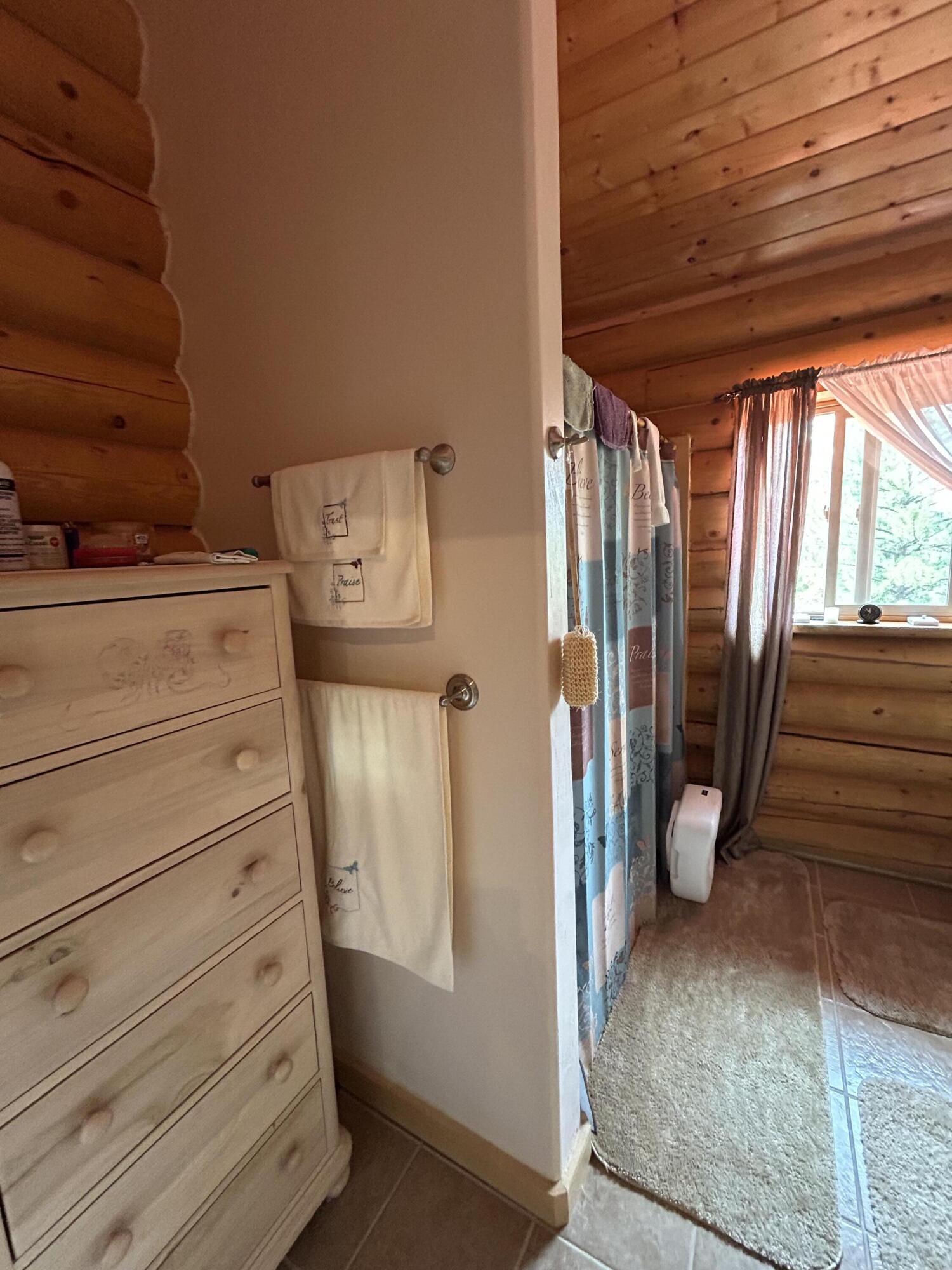695 N Skyline View DR, Duck Creek Village, photo 36 of 51