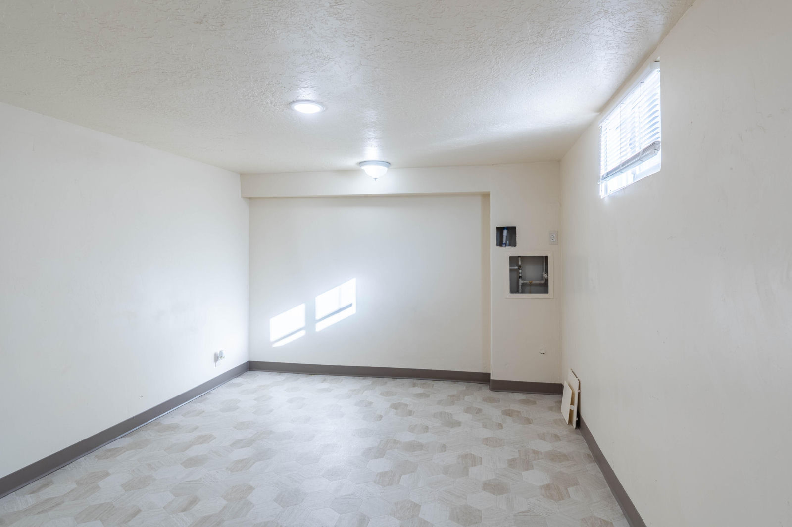 71 N 800 W, Cedar City, photo 17 of 18