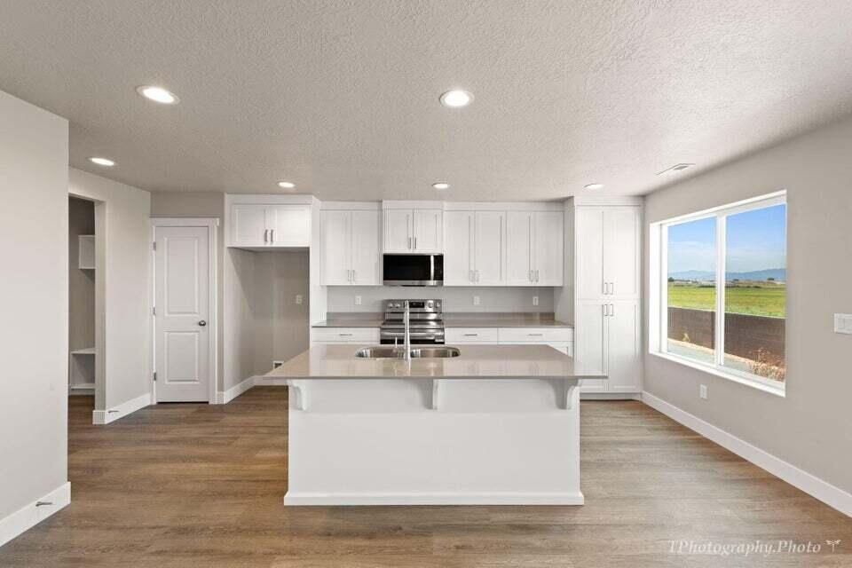 535 W 2530 N, Units 23-28, Cedar City, photo 5 of 20