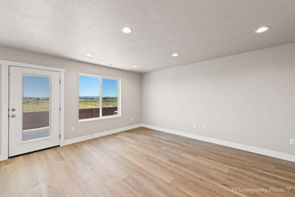 535 W 2530 N, Units 23-28, Cedar City, photo 7 of 20