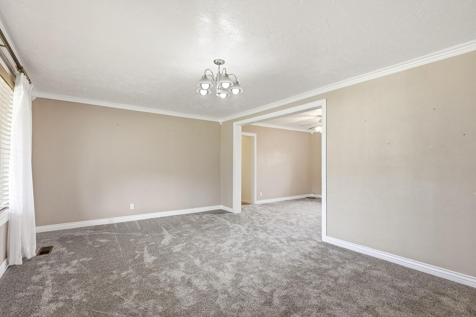 263 E 100 N, Parowan, photo 6 of 50
