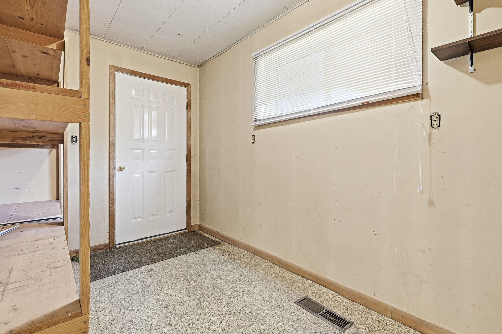 263 E 100 N, Parowan, photo 22 of 50