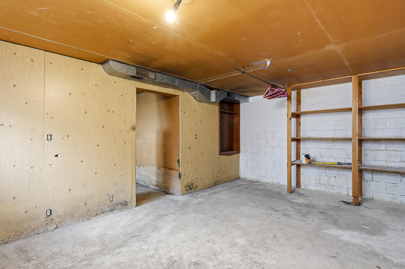 263 E 100 N, Parowan, photo 32 of 50