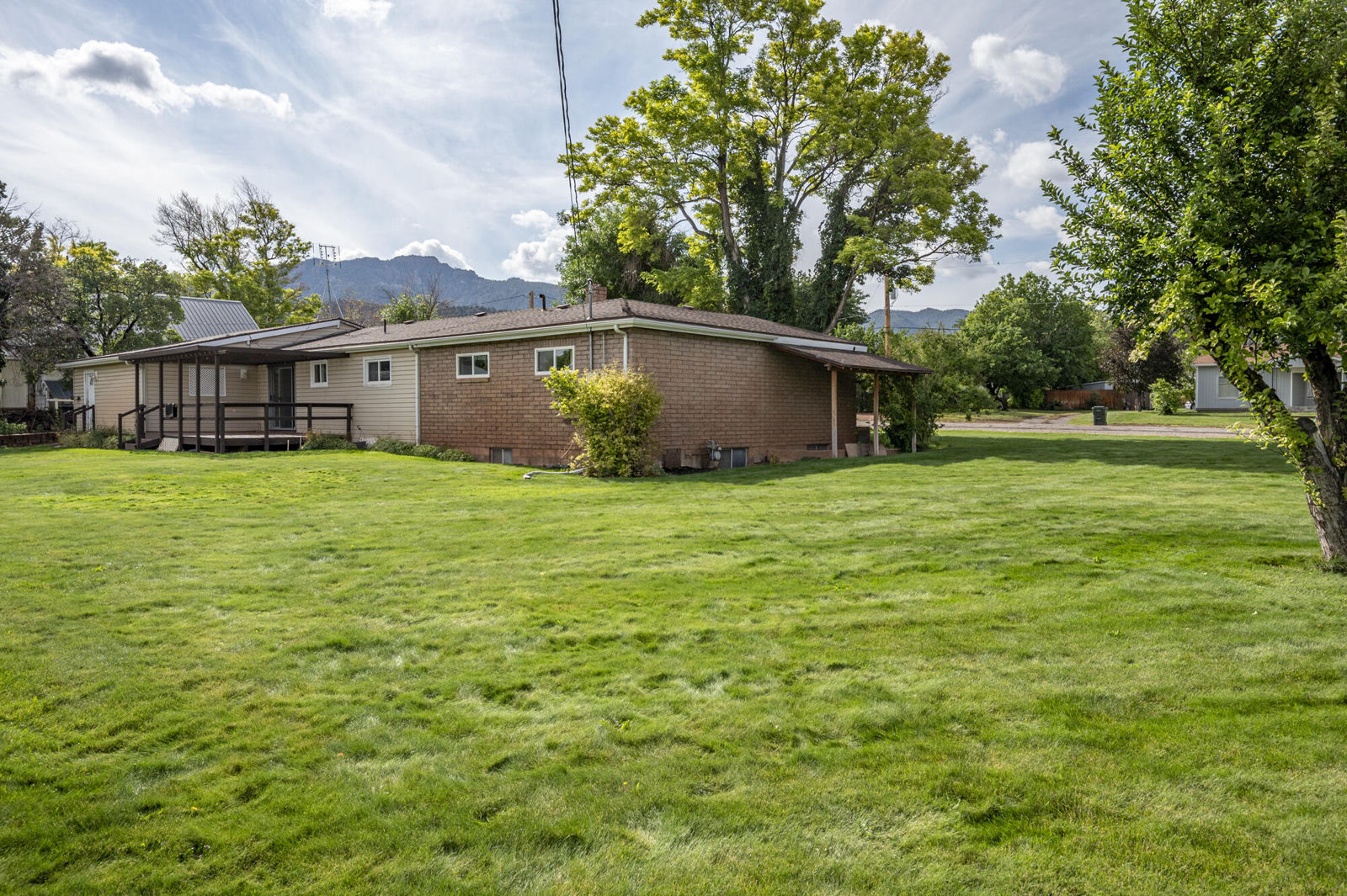 263 E 100 N, Parowan, photo 42 of 50