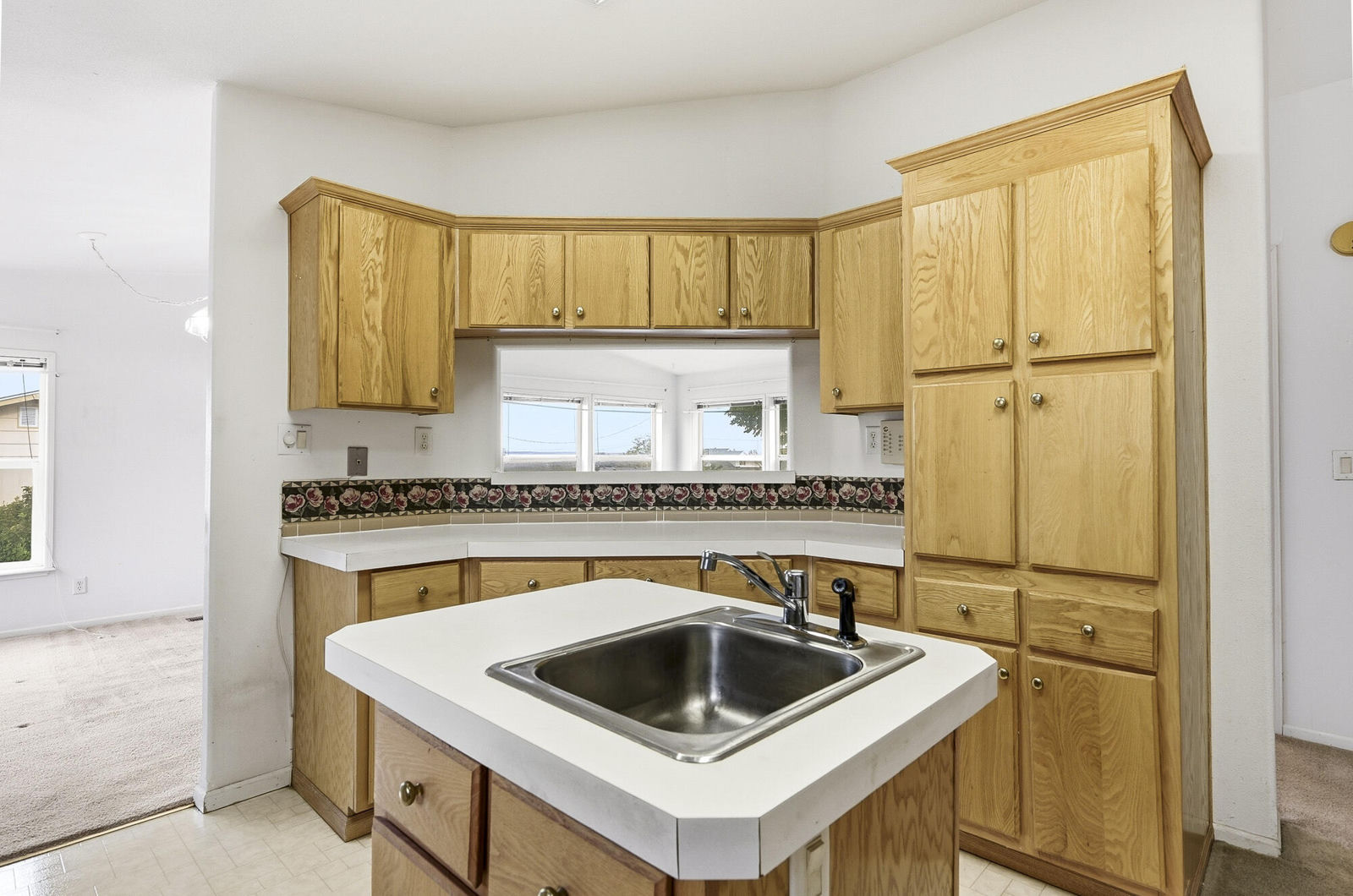 1703 E Old Mill RD, Enoch, photo 11 of 46