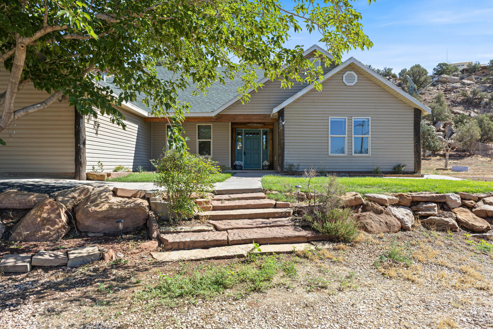 1892 N Golden Delicious Dr, Apple Valley, photo 48 of 58