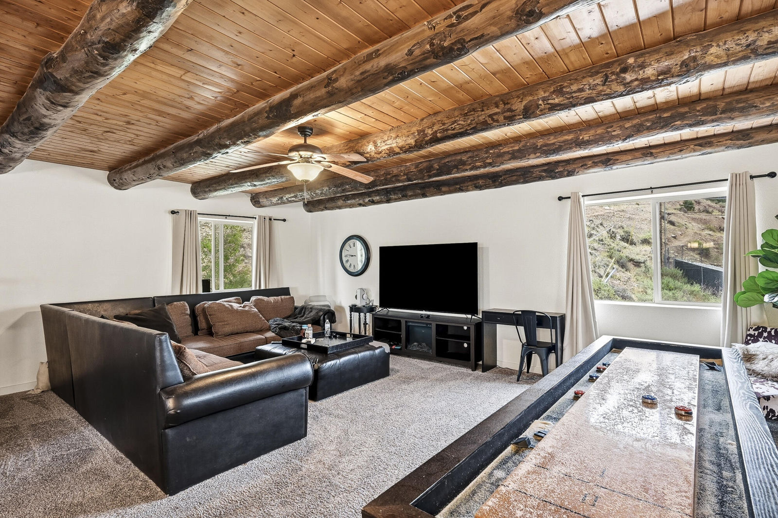 450 Hillside Place, Cedar City, photo 4 of 47
