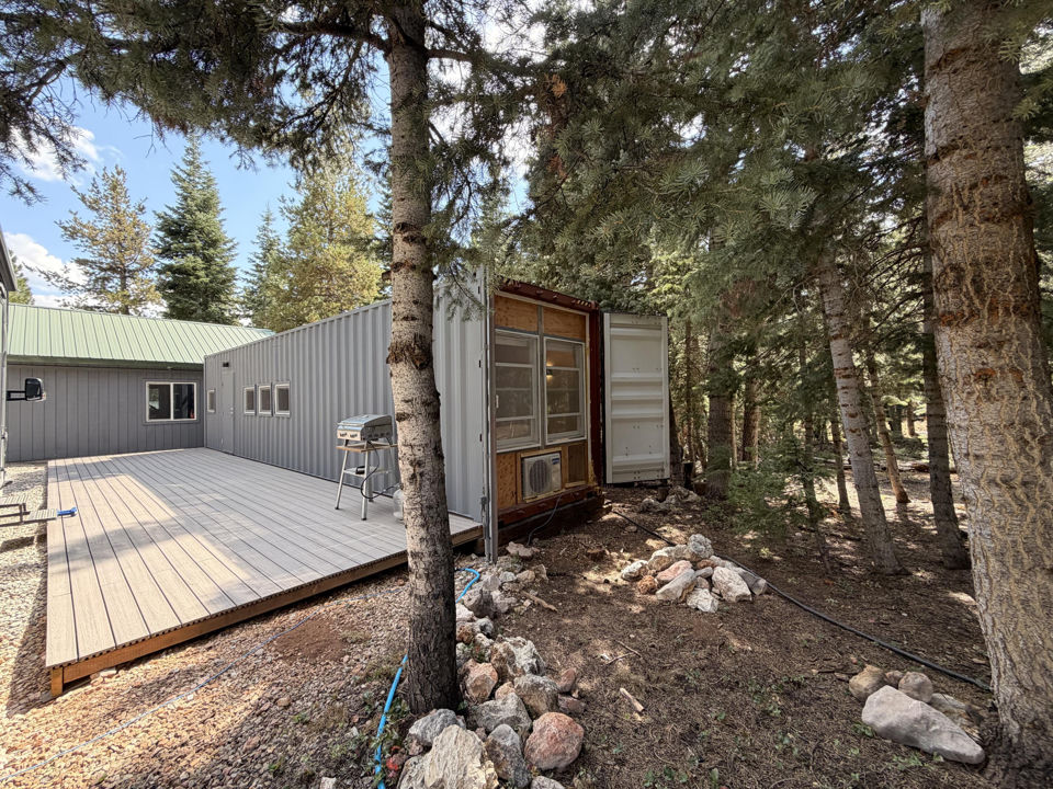 Property in Duck Creek Village, photo 2