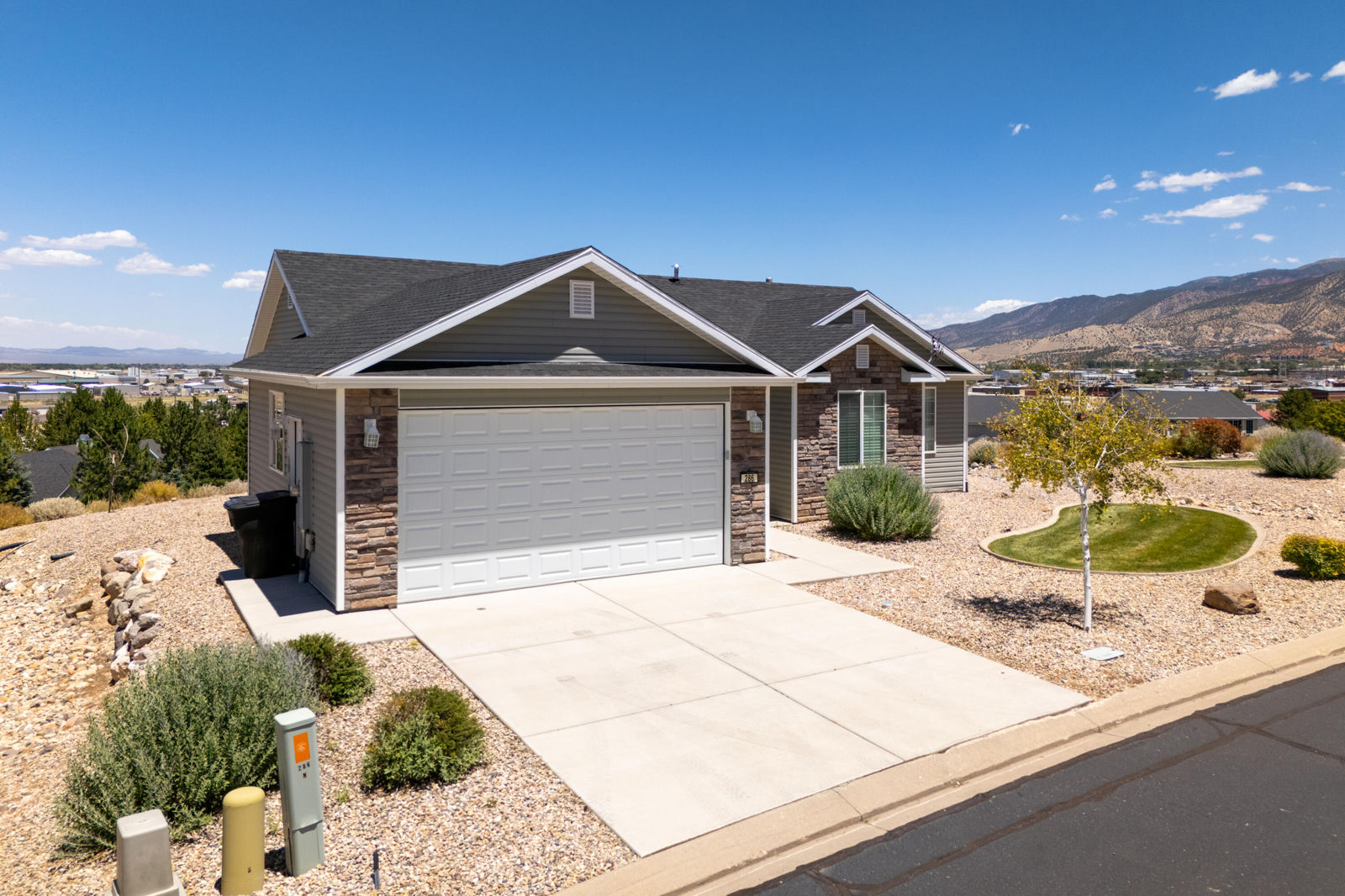 286 N Pachea Trail, Cedar City, photo 3 of 33