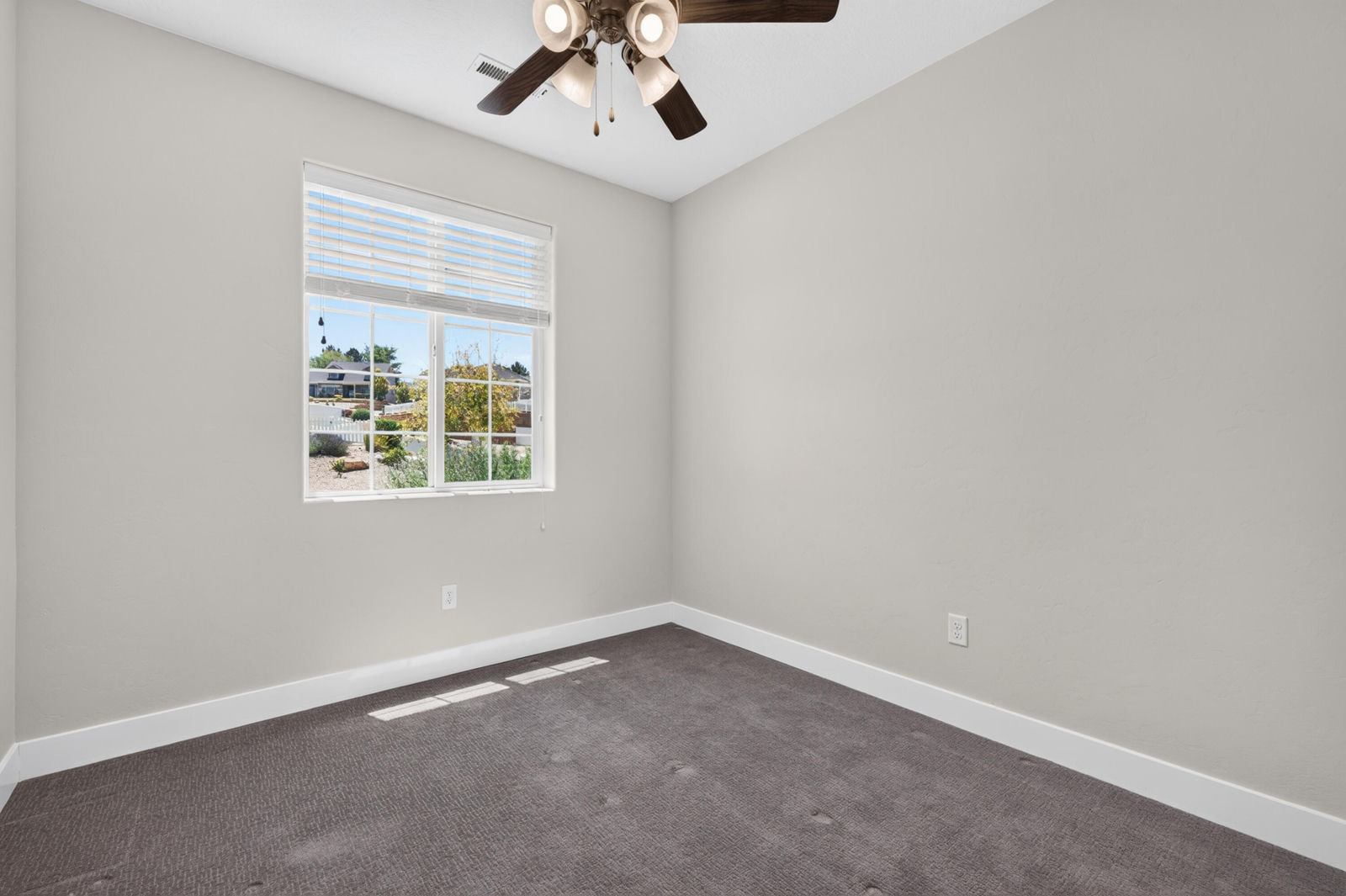 286 N Pachea Trail, Cedar City, photo 11 of 33