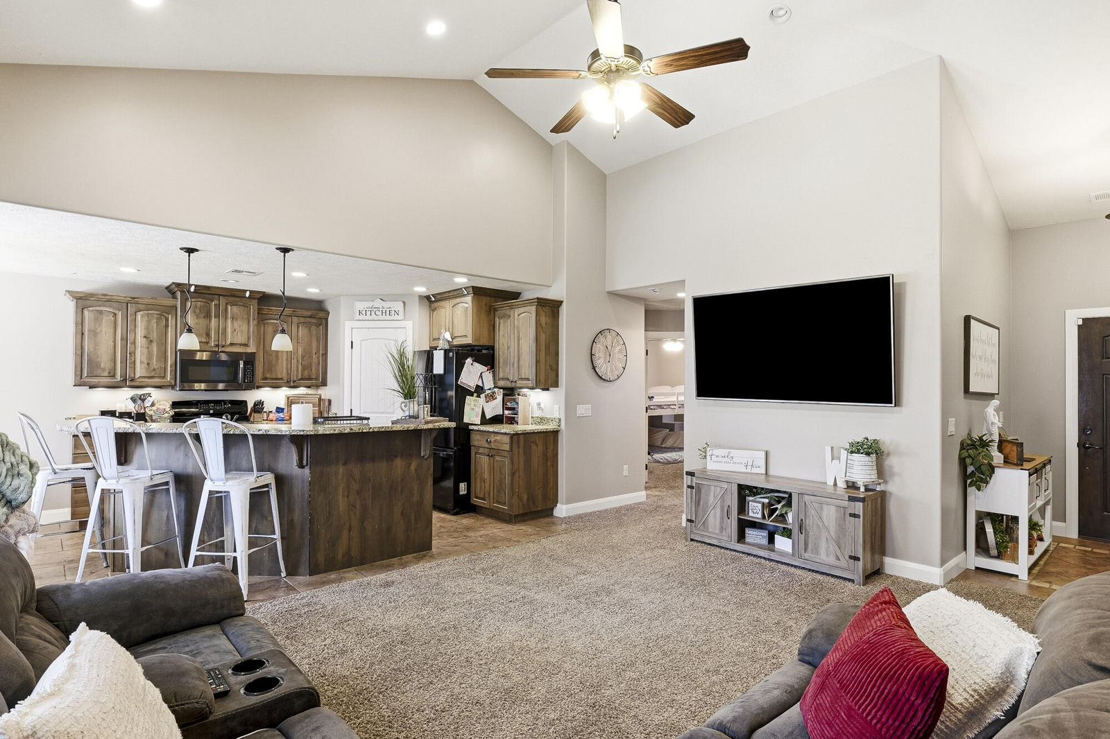 317 S Glen Canyon DR, Cedar City, photo 8 of 47