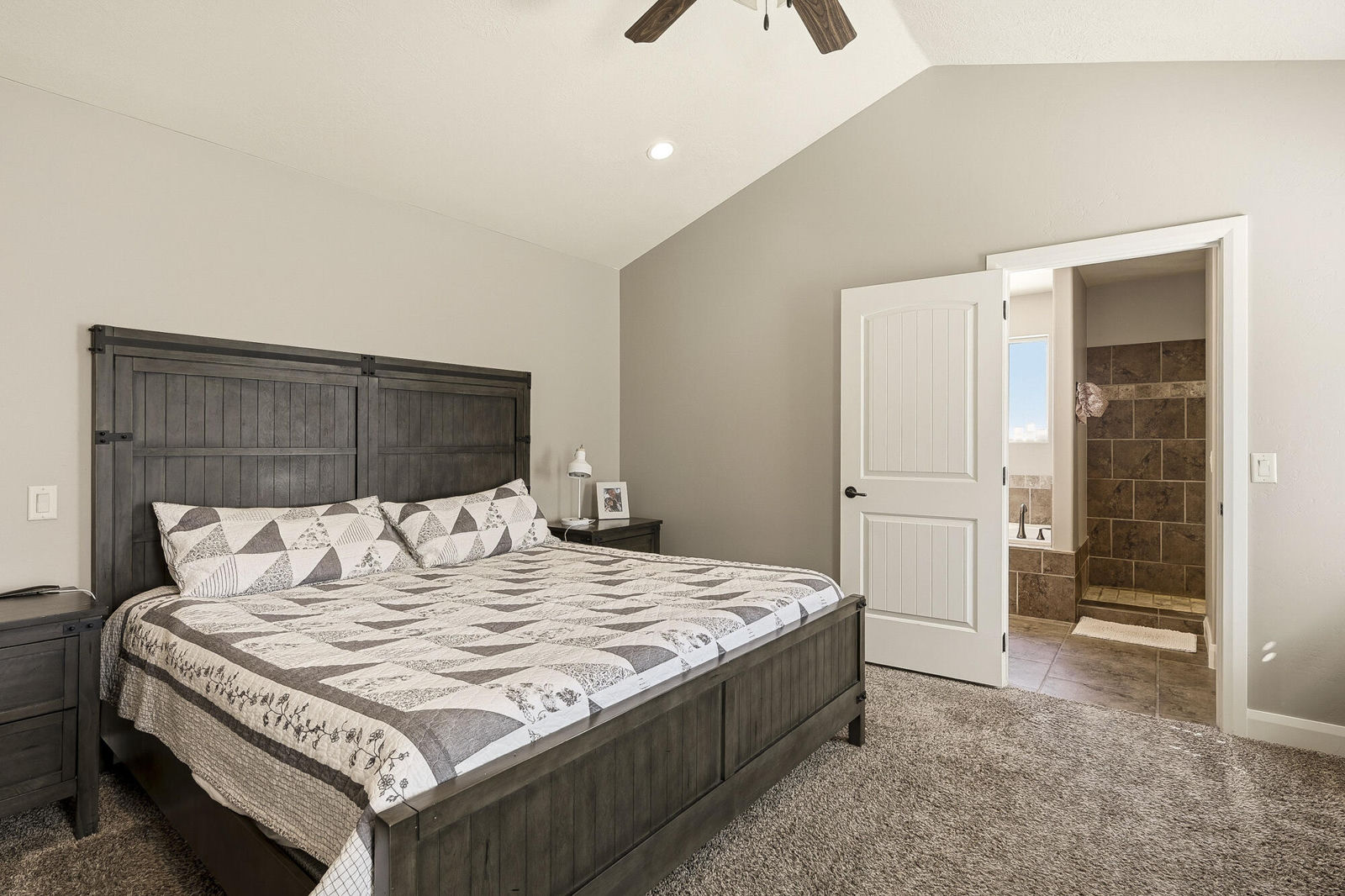 317 S Glen Canyon DR, Cedar City, photo 15 of 47