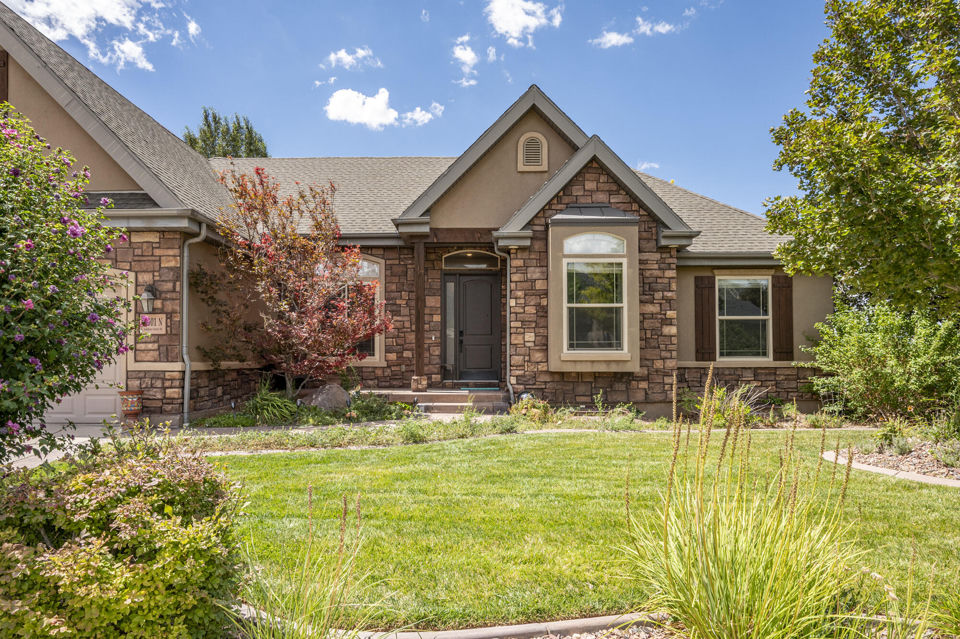 2001 N Ashdown Forest RD, Cedar City, photo 2