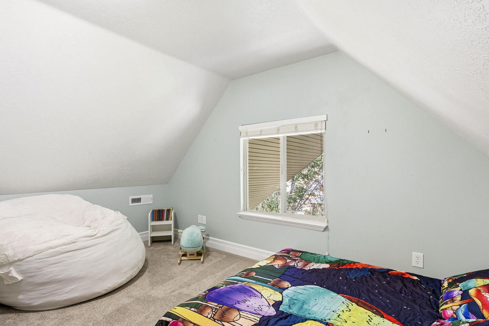 2001 N Ashdown Forest RD, Cedar City, photo 36 of 86