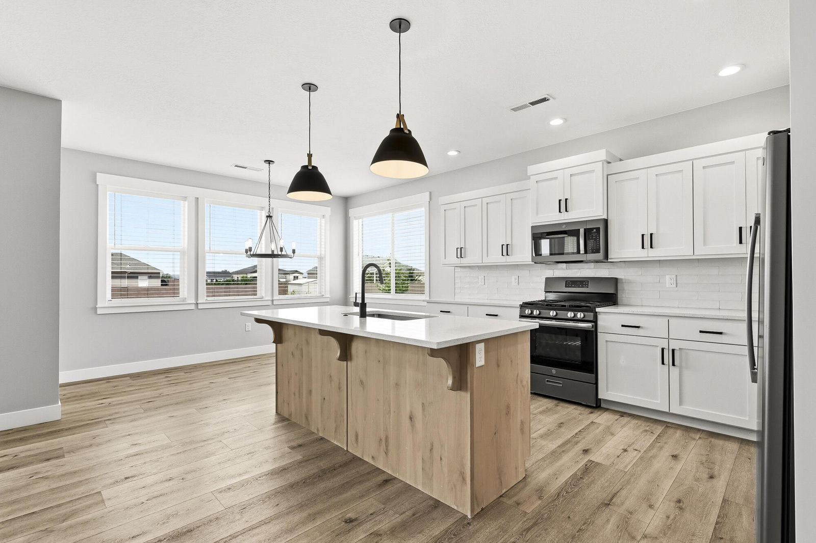 4055 N 350 W, Cedar City, photo 11 of 45
