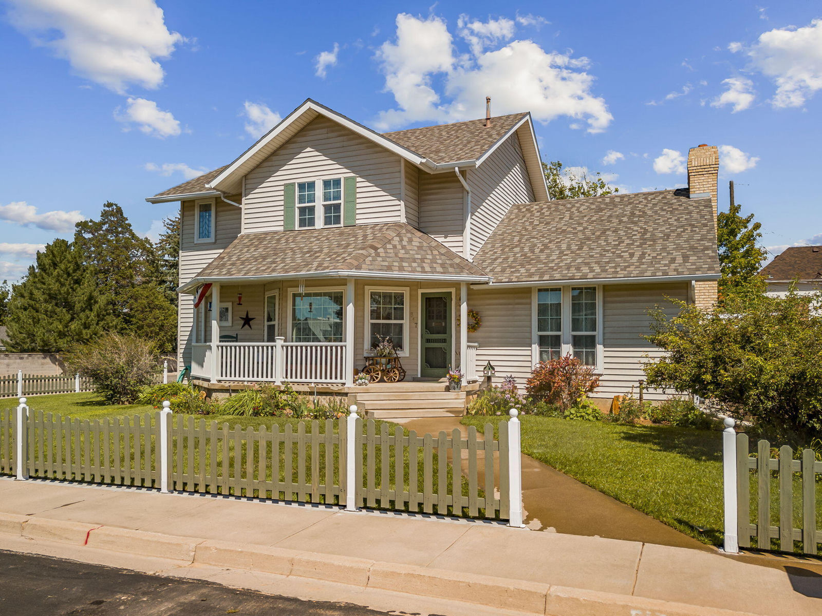 517 S 860 W, Cedar City, photo 2 of 59