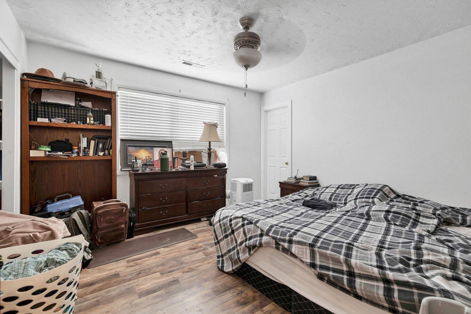780 N Lauritzen, Hildale, photo 12 of 49