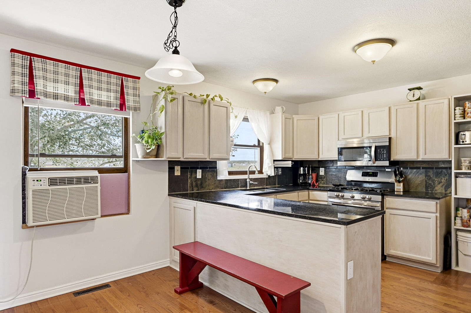 4997 N 3425 W, Cedar City, photo 14 of 108