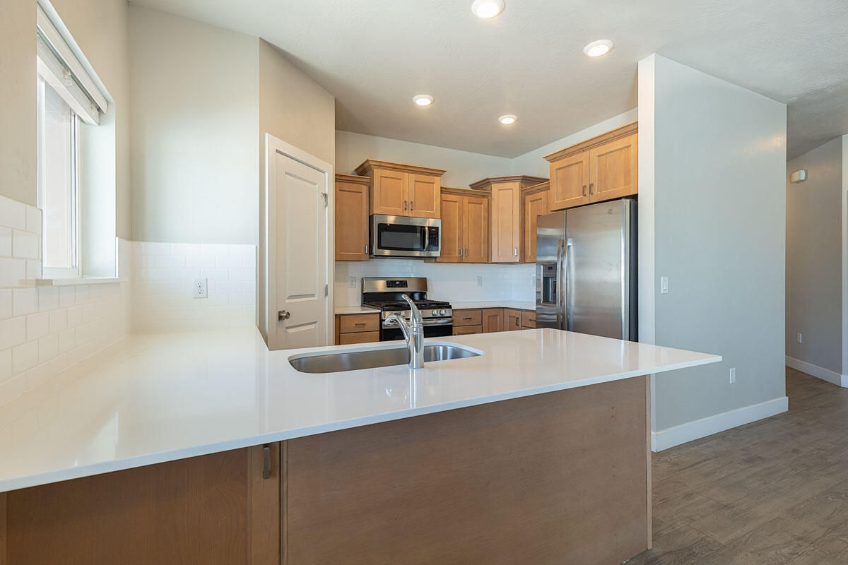 3078 N 275 E, Cedar City, photo 6 of 24