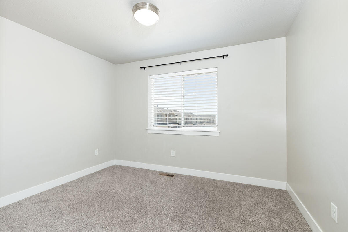 3078 N 275 E, Cedar City, photo 14 of 24